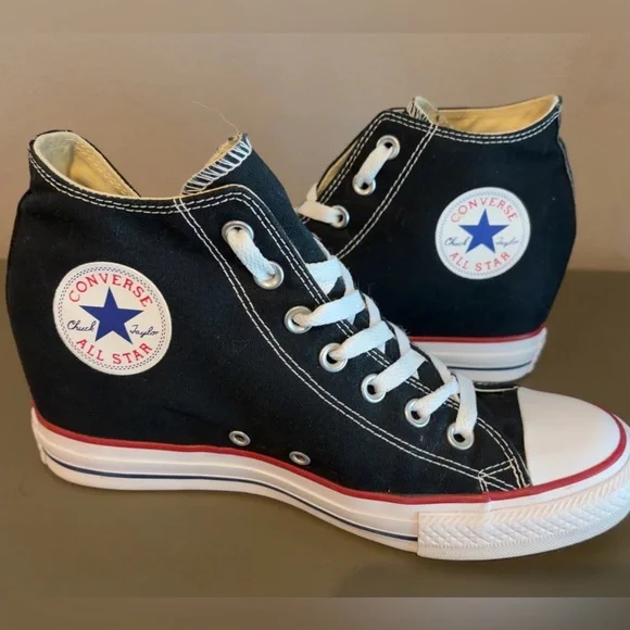 Women’s All-Star, Chuck Taylor Wedge Size 10 - Picture 1 of 8